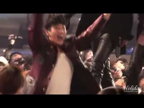 [FANCAM] BEAST (비스트) - Kikwang @ Ending [2011 MMA 111124]