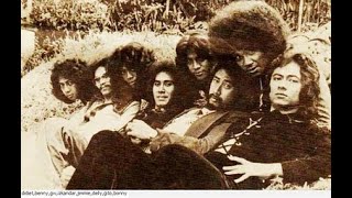 Download lagu Gito Rollies  - Haus di Padang Tandus Lyric mp3