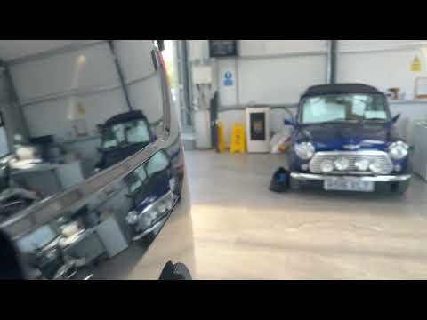 211 FORD TRANSIT CUSTOM TREND EDITION - Image 2