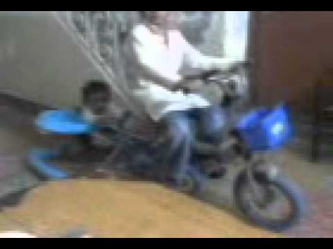 Tulu and Tutu cycle and walker.3gp