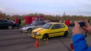 preview picture of video 'Honda Civic 2.0 vs. Citroen Saxo 1.6 Top10 Vitebsk'