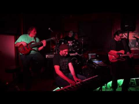 Stoop down Baby: Cover by Groove Connection