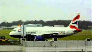 preview picture of video 'Newcastle Airport - 04/01/2014'