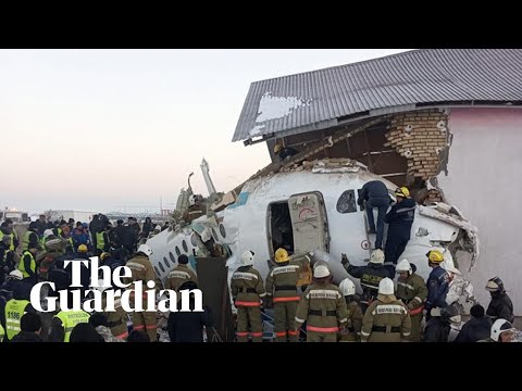 Tragedie aviatică: Avion cu 100 de pasageri la bord s-a prăbuşit în timpul decolării