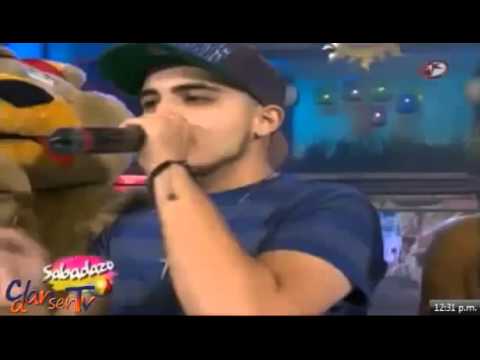 Hadrian Vs Doble D en Sabadazo Freestyle 03/Agosto/2013