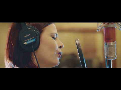 Leyanis Lopez, Wil Campa - Por amor [Official Video]