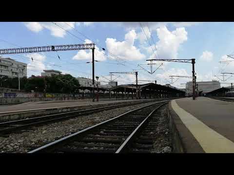 EA 538 "Cocuta" paraseste Gara Bucuresti Nord cu trenul IR 1753