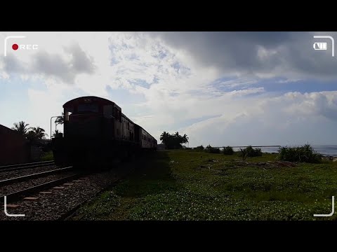 Class M7 diesel locomotive coast line in Sri Lanka | SLR.