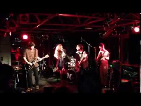 GreyScale - Beat (live at KIT)