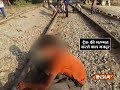 Child labours spotted repairing railway tracks at Rampur, UP