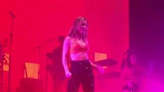 Zara Larsson - Sundown - Live in Amsterdam