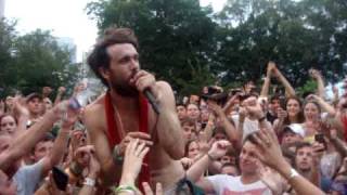 &quot;Brothers&quot;- Edward Sharpe &amp; The Magnetic Zeros @ Lolla 2010