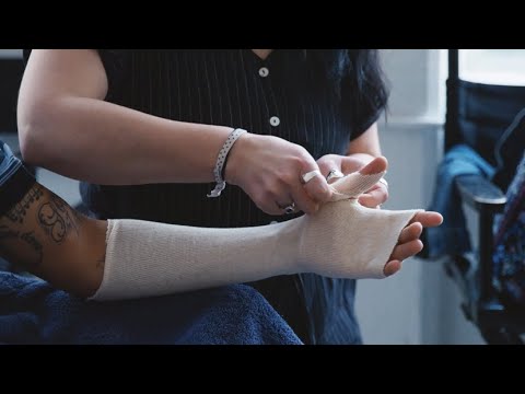 Play video
