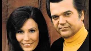 Conway Twitty &amp; Loretta Lynn -- After The Fire Is Gone