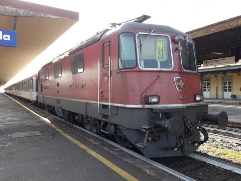 Treni italiani e svizzeri nella stazione di Domodossola