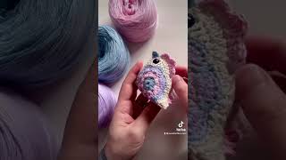 Crocheting the free Granny Square Chicken pattern! #amigurumicrochet #amigurumi #crochet