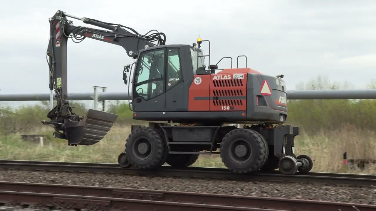 HiRail экскаватор близ ст. Мууга / HiRail excavator near Muuga station