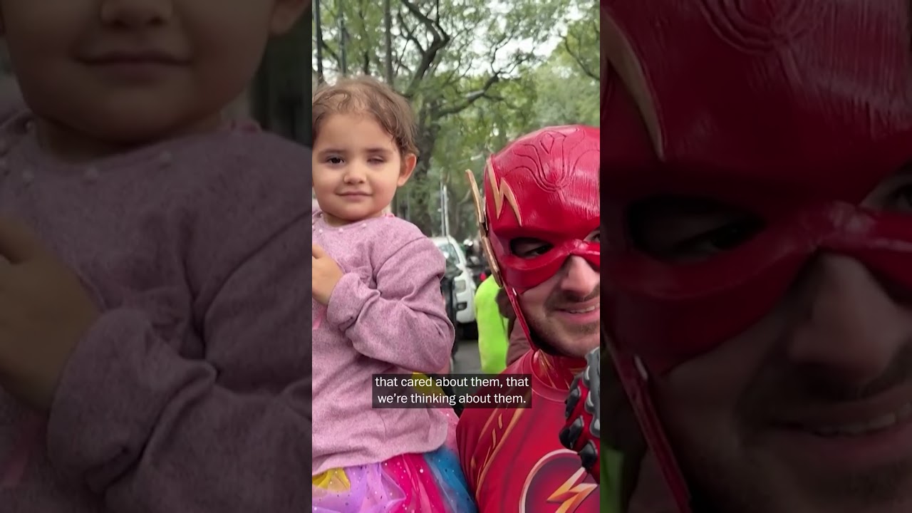 Video: Motorcyclists in costumes deliver toys to Buenos Aires children's hospital