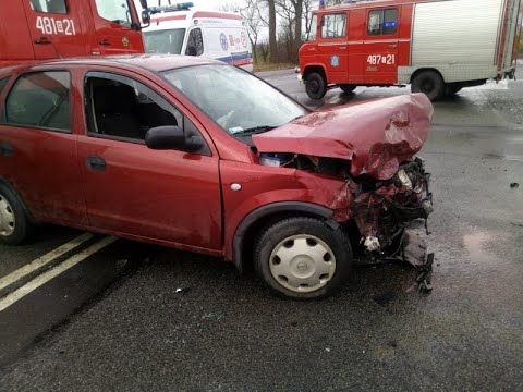 Po spożyciu alkoholu spowodowała wypadek na DK22. Dwie kobiety trafiły do szpitala.