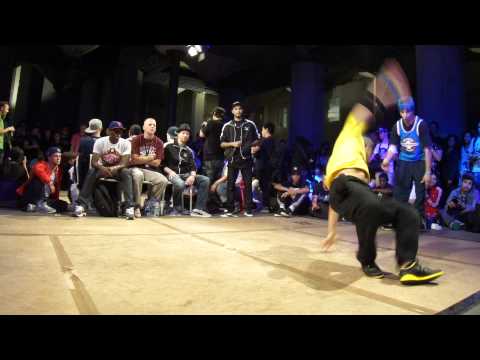 World BBoy Classic 2011 1st Round -  Project X Sardo & Hyper E battle1