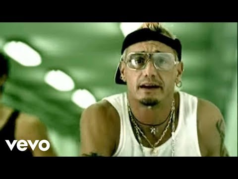 Gemelli Diversi - Tu Corri! (videoclip)