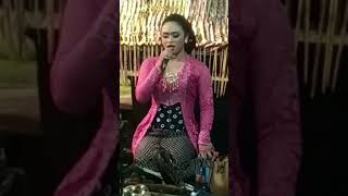 Download lagu Suaranya mantap,.... mengiringi pagelaran wayang kulit Dalang Ki Suparno (Karang Andong) mp3