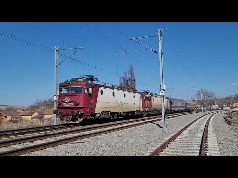 Blaj: R 3511 train (Mediaş - Teiuş). Locomotives 41-0747-6 + 40-0752-8