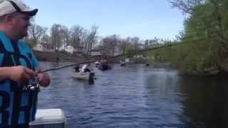 preview picture of video 'White bass fishing. Wolf river, WI'