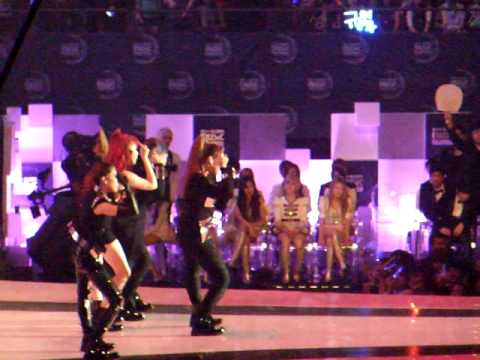 [Fancam] MAMA 29/11/2011 @ Singapore - 2NE1: I Am The Best