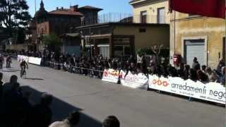 preview picture of video 'gara ciclistica 09 aprile 2012 montevarchi'