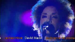 Martina Topley-Bird - &#39;Sandpaper Kisses&#39; live 2010