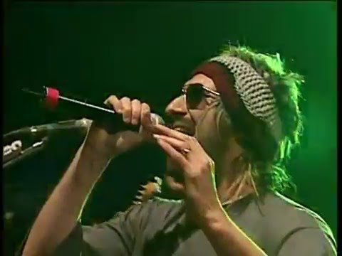 Los Autnticos Decadentes video Me tiro a la basura - CM Vivo 2007