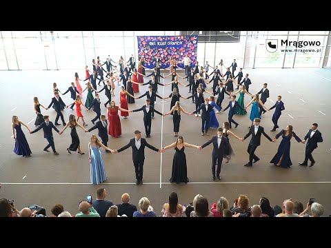 Piękny Polonez klas 8! Tak szkołę żegnali uczniowie SP Nr 1 w Mrągowie!