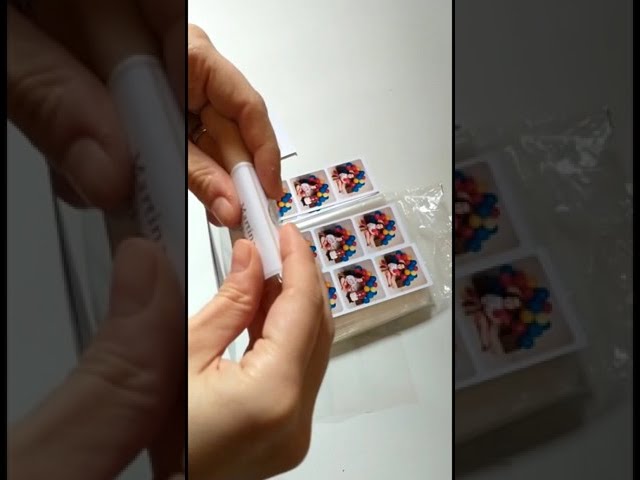 Vídeo relacionado con 10 marcos magnéticos para fotos Polaroid Instax Mini, marcos magnéticos para fotos Polaroid, marcos magnéticos pequeños para fotos y postales