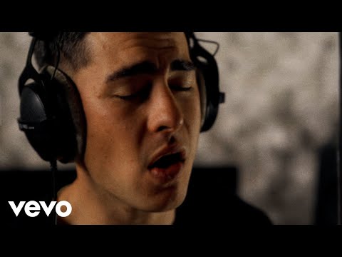 Sons of Zion - He Aroha Hinemoa / Love on the Run (Lyric Video) ft. Jackson Owens