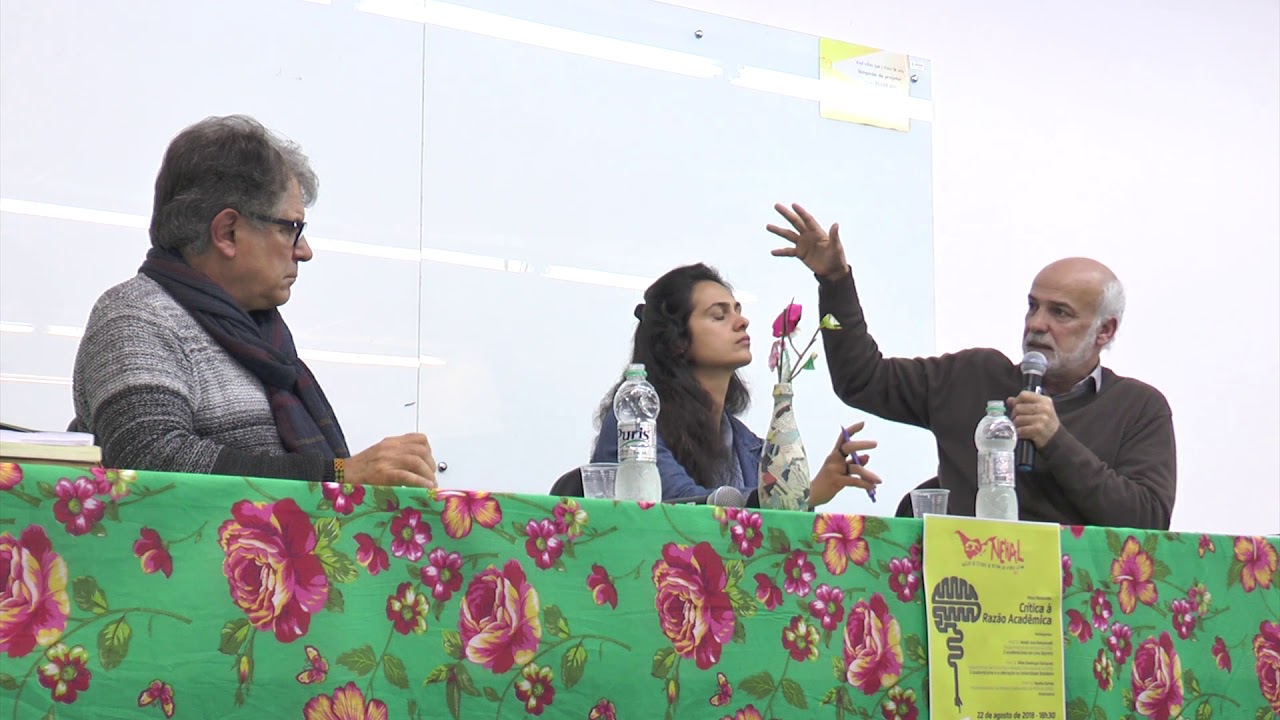 O academicismo e alienação na universidade brasileira