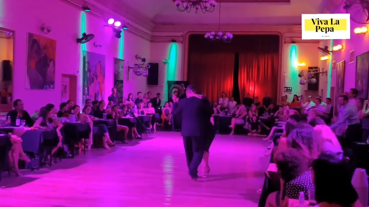 VIRGINIA PANDOLFI y ROBERTO ZUCCARINO en VIVA LA PEPA Milonga (2/3)