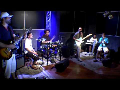 Lado B :: Sempre Que Se Jogar - Bambuzal