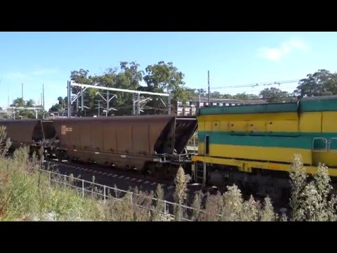 Quick video of CEY002 at the back of an empty coal train - 12/3/16