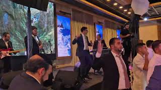 דניאל ריס 🎤 נחמן רוזנברג 🎹 🔥 שרגא פרנק🎷 איציק עקשטיין 🎸