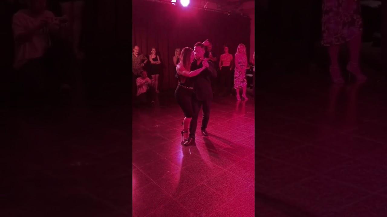 Cierre de Clase "La Viruta tango Club" Buenos Aires  Analía Centurión & Pablo Giorgini 🕺💃 improtango