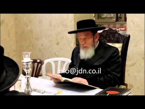 Spinka Yerushalayim Rebbe Conducting Yshrtzeit Tish For His Grandfather - Iyar 5773
