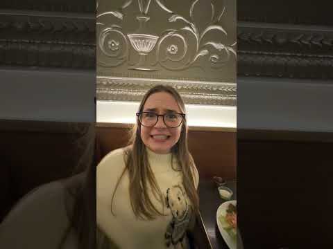 Don’t lose your head at Gayle’s Broadway Rose