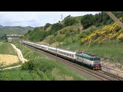 E.656.516 + Frecciabianca a Fara Sabina - E.656.516 + Frecciabianca in Fara Sabina