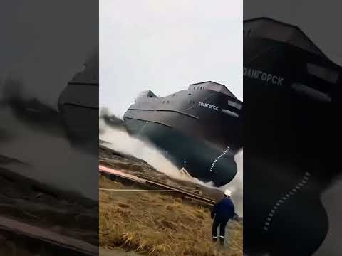 Ship Launching that almost failed