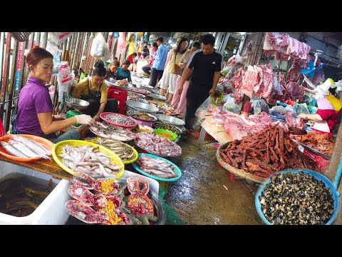 Amazing Cambodian Traditional Lively market