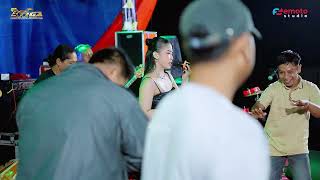 Download lagu KESUNYIAN JIWA INDANG SWASTIKA - NEW ERTIGA - WEDDING PARTY LANA & KAMALIA - KARANGTENGAH DEMAK mp3 Download lagu KESUNYIAN JIWA INDANG SWASTIKA - NEW ERTIGA - WEDDING PARTY LANA & KAMALIA - KARANGTENGAH DEMAK mp3