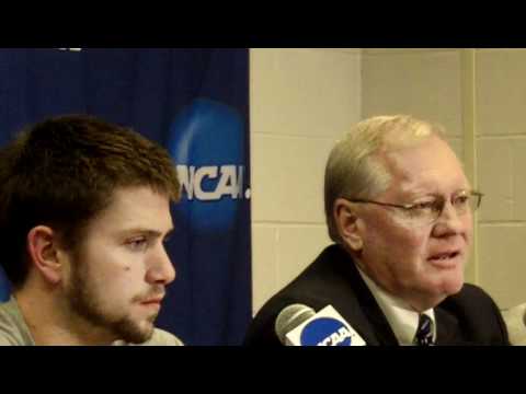 Dean Blais - UNo vs Michgain.MOV