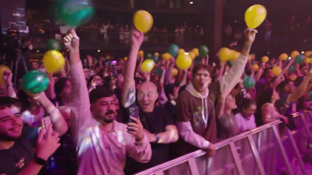 Hollow Coves - Anew (Live in São Paulo)