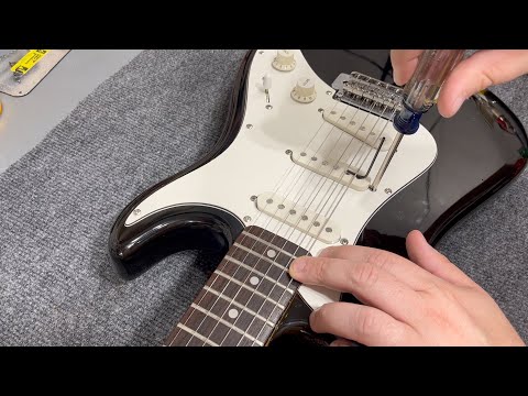 Quick Tip 9: Adjusting Stratocaster Pickup Height
